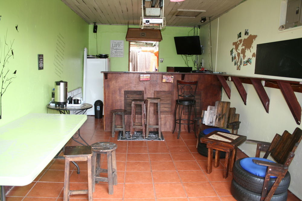In The Wind Hostel And Guesthouse سان هوزيه المظهر الخارجي الصورة